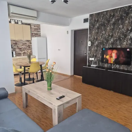 Compozitori Cu Parcare Si Balcon