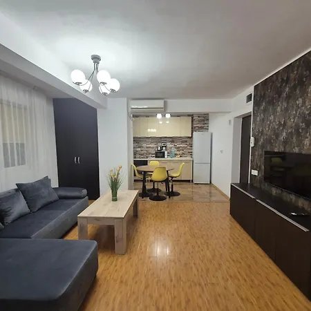 Apartamento Compozitori Cu Parcare Si Balcon Constança