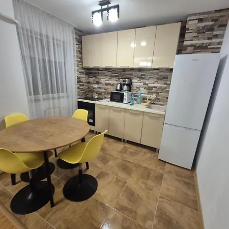 Compozitori Cu Parcare Si Balcon Constança